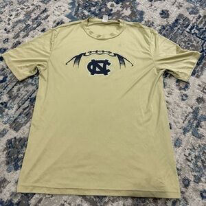 North Carolina Tar Heels athletic tee